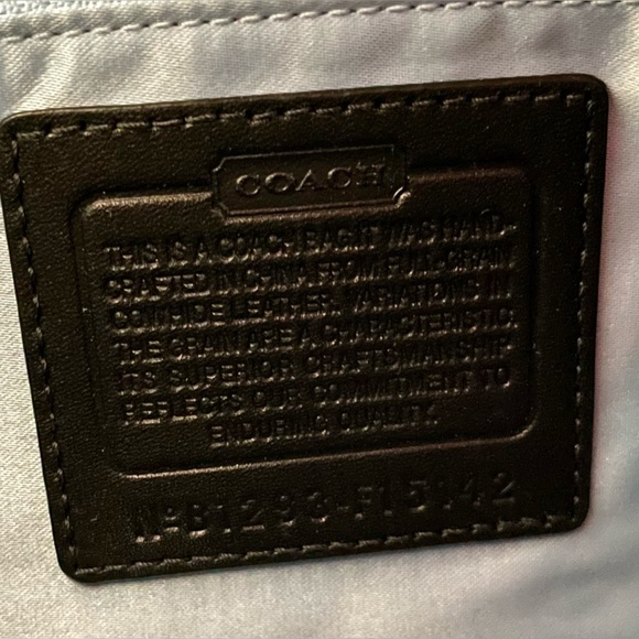 Black Coach handbag - Picture 3 of 5
